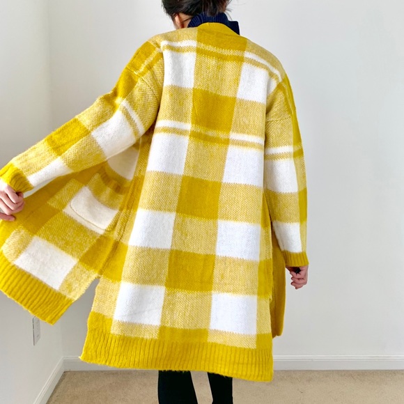 FUZZY BUFFALO PLAID LONG SWEATER CARDIGAN - WITH POCKETS - Picture 6 of 9